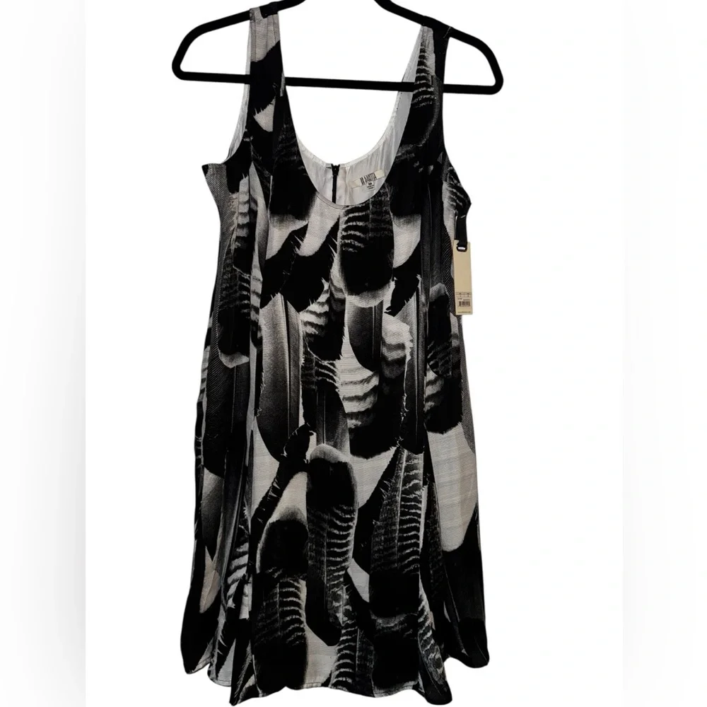 BB Dakota Black and White Feather-Print Lose Dress